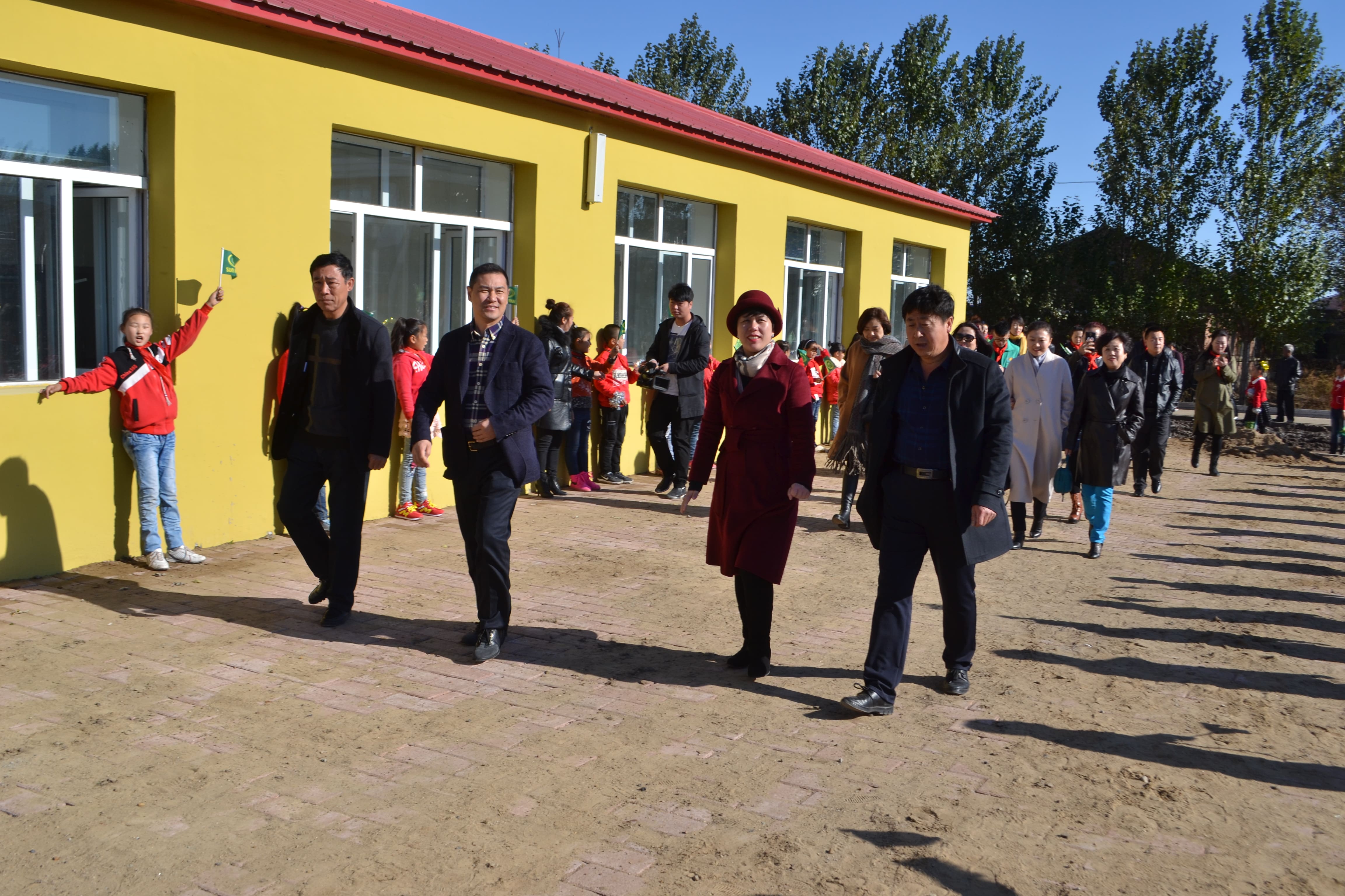 第71所 绥化市兰西县奋斗乡江南体育(中国)官方网站蔡立影小学 第71所 绥化市兰西县奋斗乡江南体育(中国)官方网站蔡立影小学