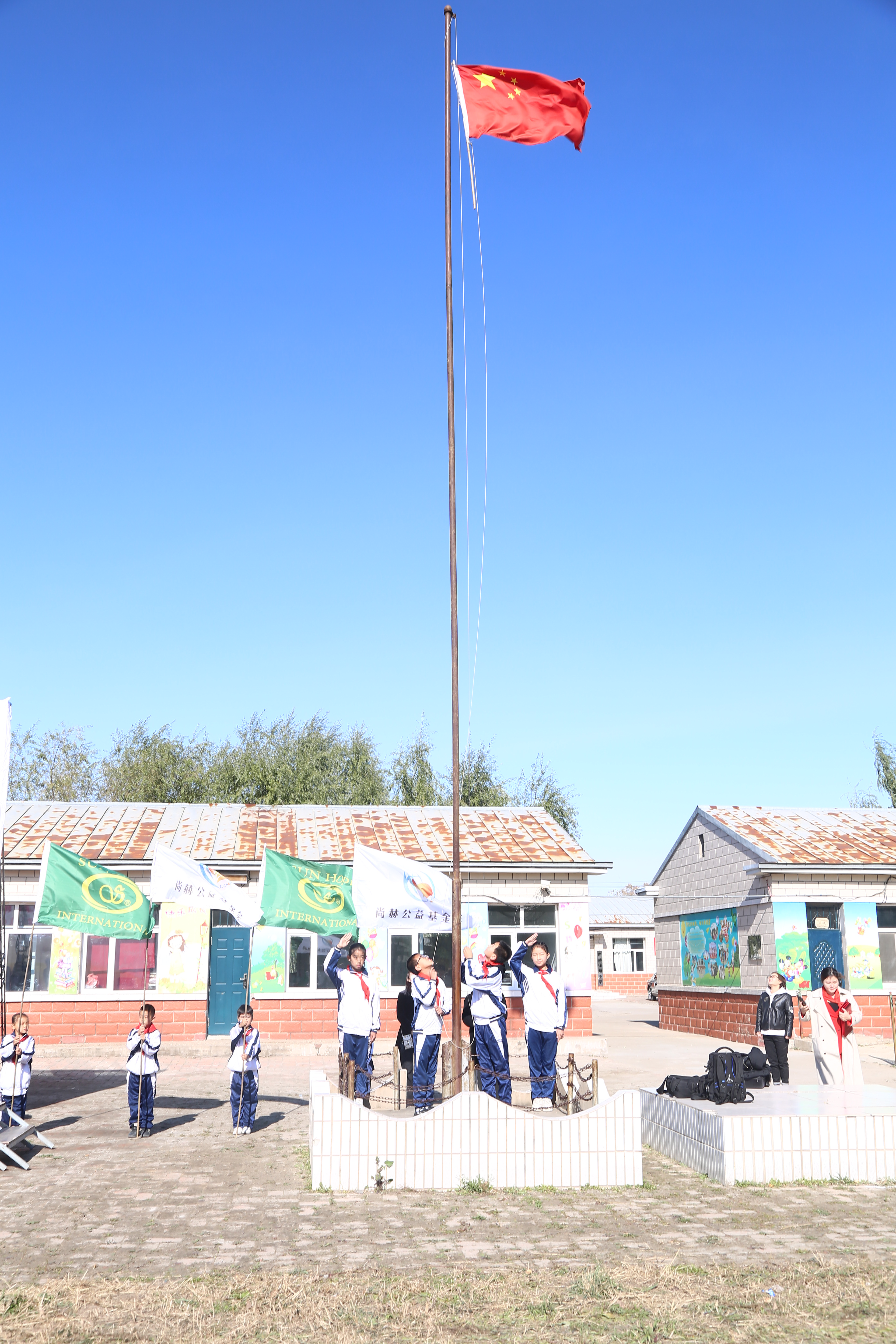 第194所 杜尔伯特蒙古族自治县铁东江南体育(中国)官方网站徐超小学