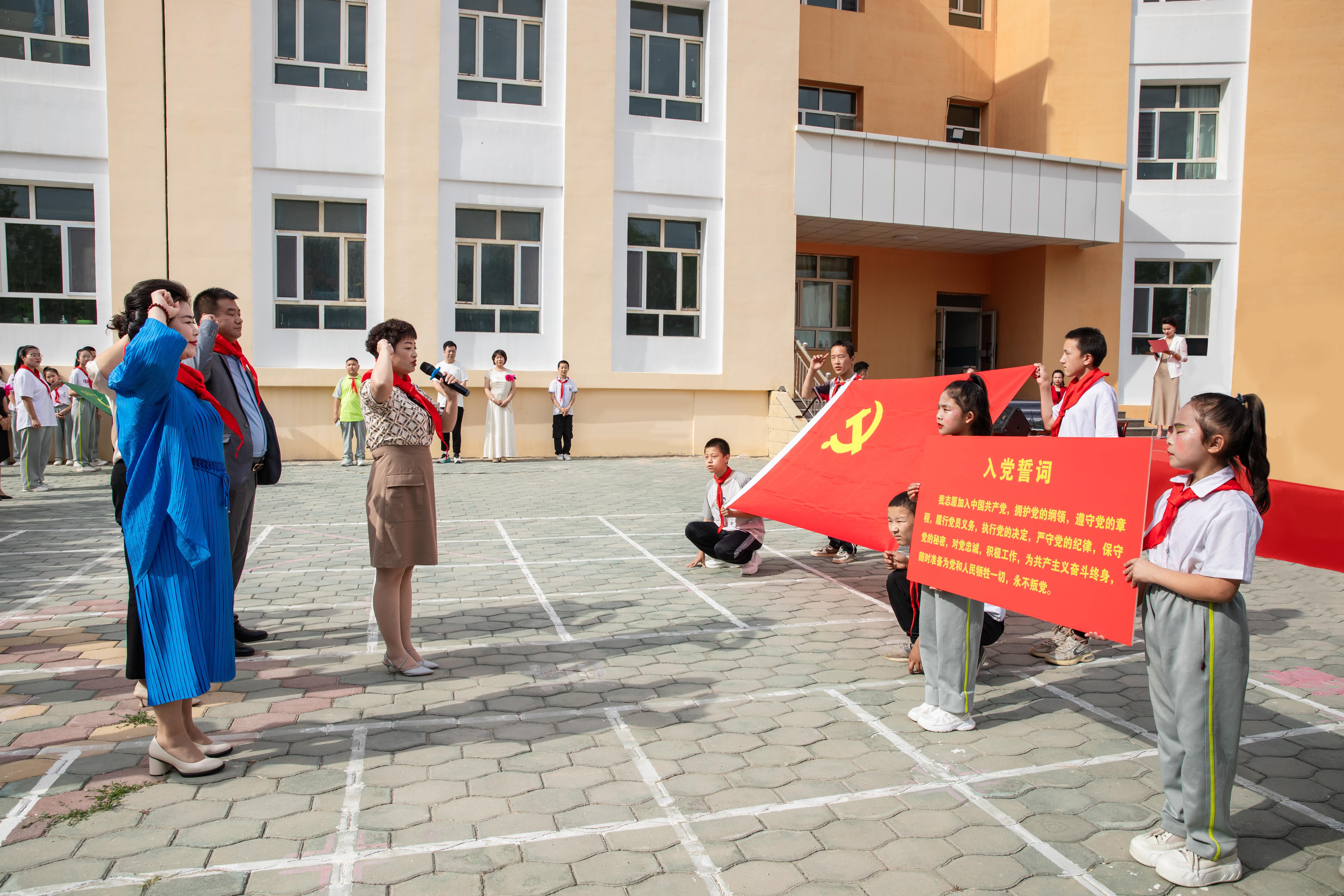 第251所 新疆昌吉州玛纳斯县北五岔镇江南体育(中国)官方网站王俊英学校 第251所 新疆昌吉州玛纳斯县北五岔镇江南体育(中国)官方网站王俊英学校