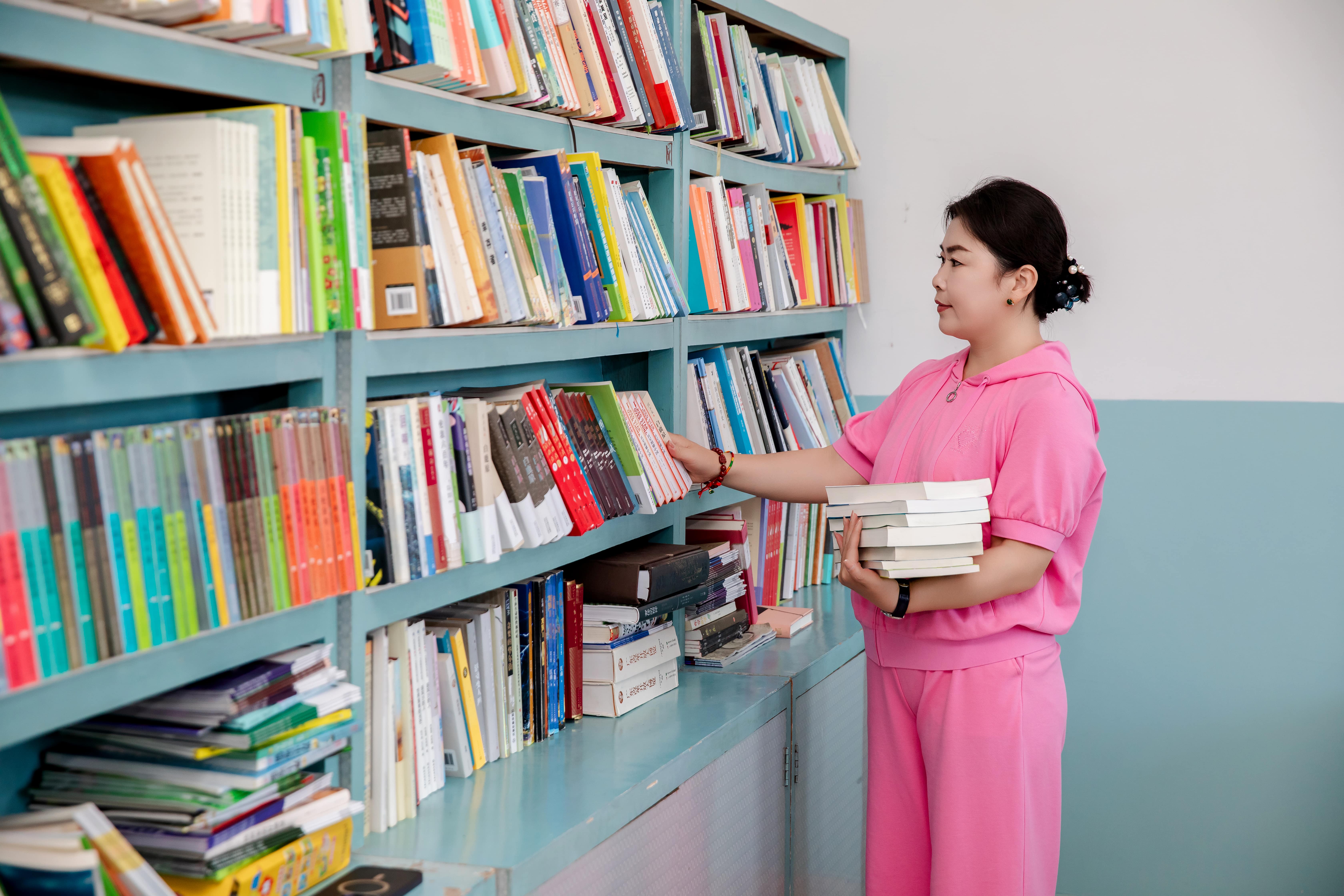 第251所 新疆昌吉州玛纳斯县北五岔镇江南体育(中国)官方网站王俊英学校 第251所 新疆昌吉州玛纳斯县北五岔镇江南体育(中国)官方网站王俊英学校