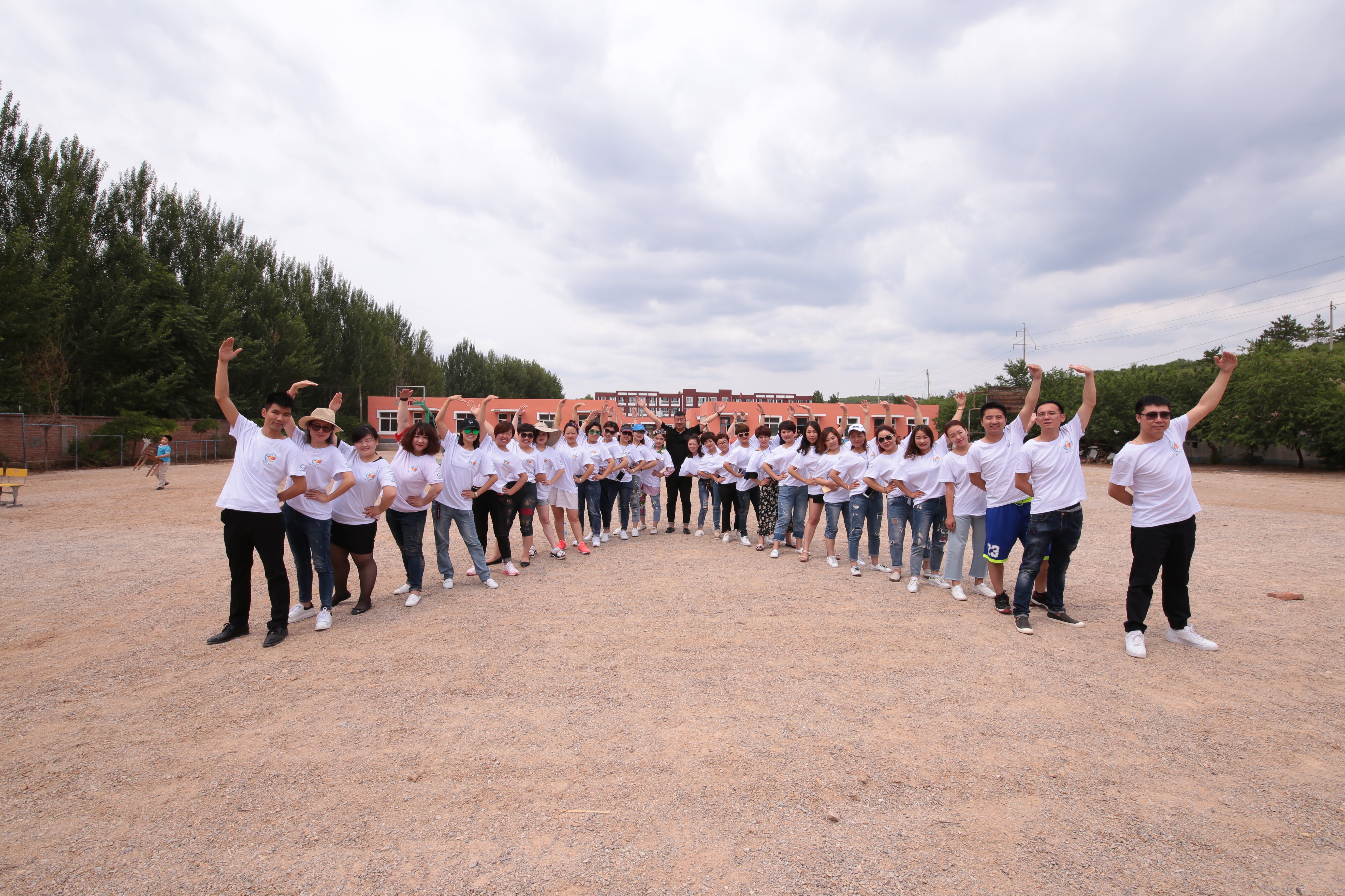 第108所 北票市常河营乡江南体育(中国)官方网站刘双燕小学