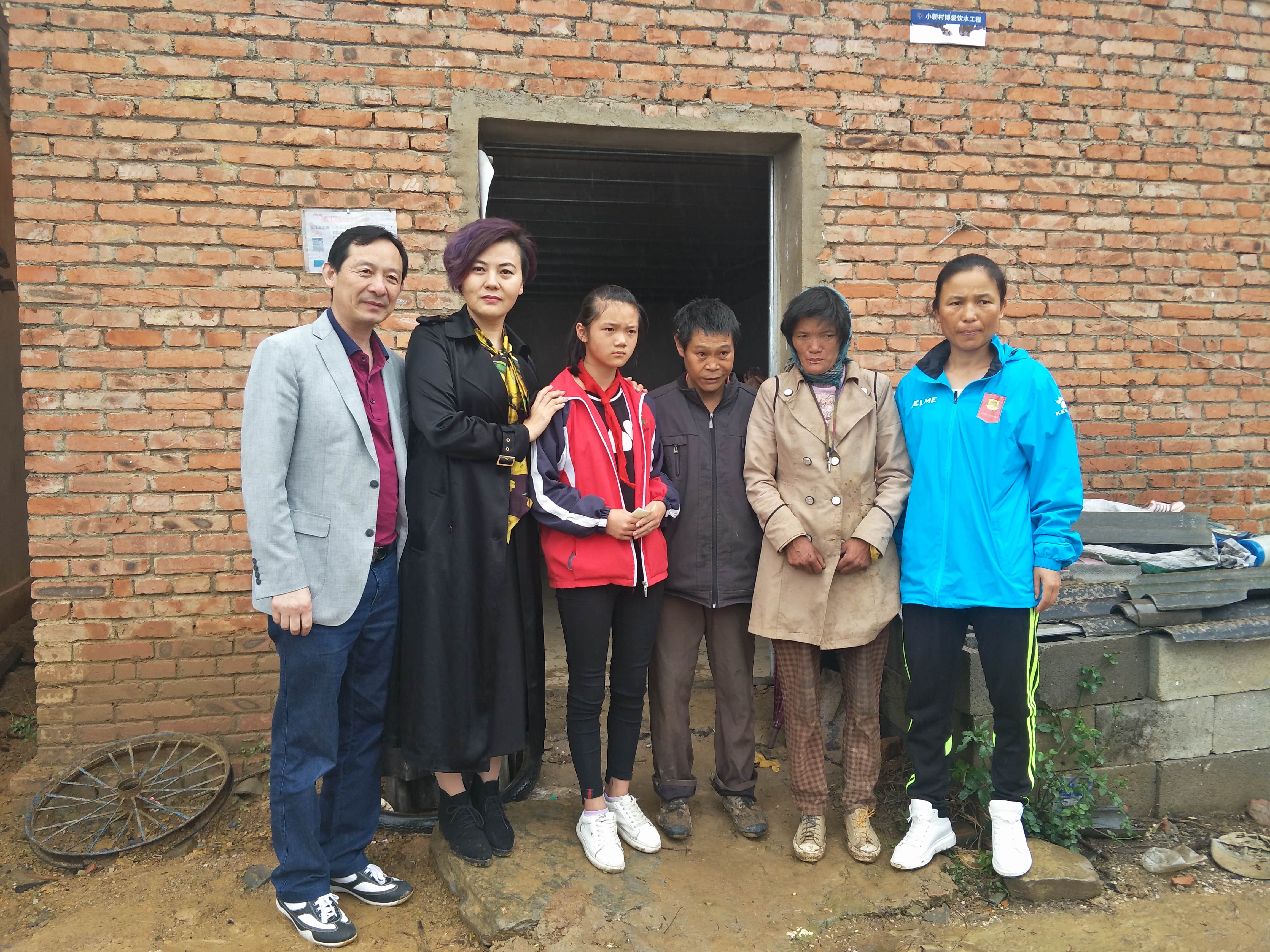 第152所 石林彝族自治县路美邑中心学校路美邑江南体育(中国)官方网站李凤莲小学